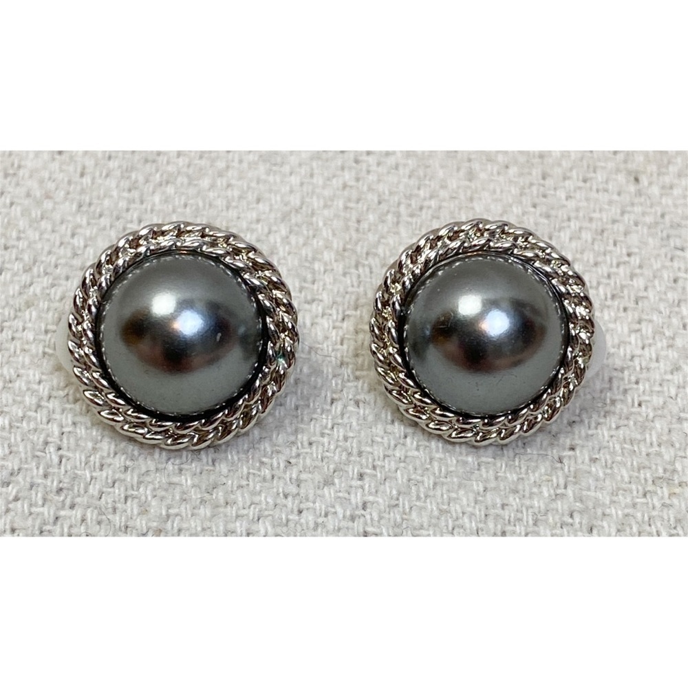 Faux Pearl silver tone chain clip on earrings